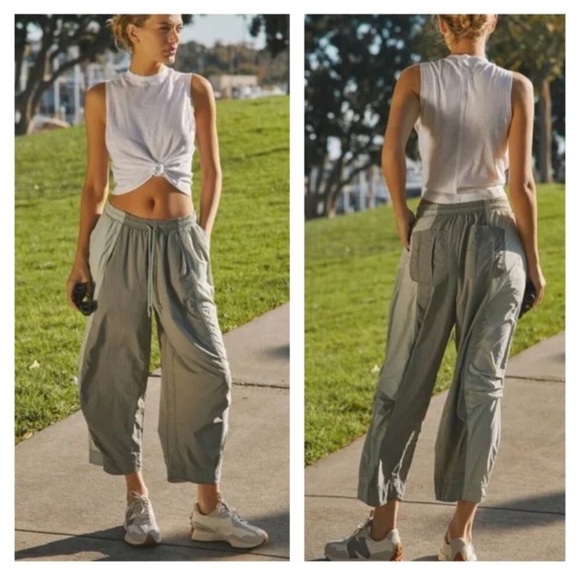 Anthropologie Daily Practice Mint Green Color Block Nylon Parachute Pants Large - Picture 1 of 9